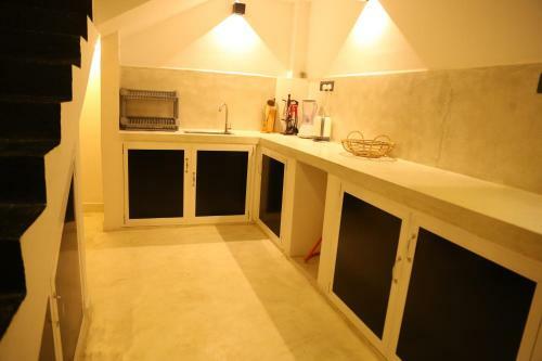 Hostal R 1 River Villa