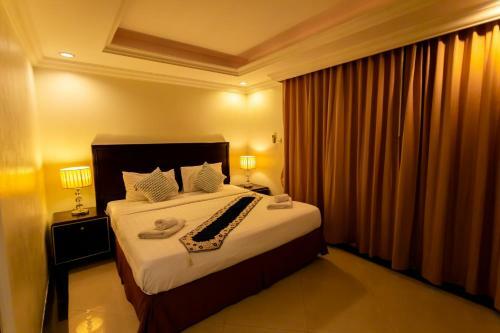 Ivory Palace Hotel