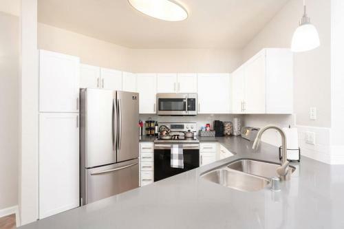 Apartamento Bright & Spacious 2-bd/2-bth Folsom Gem Near Intel