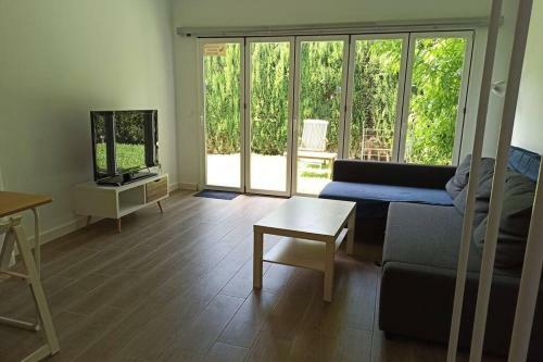 House In Private Urbanization