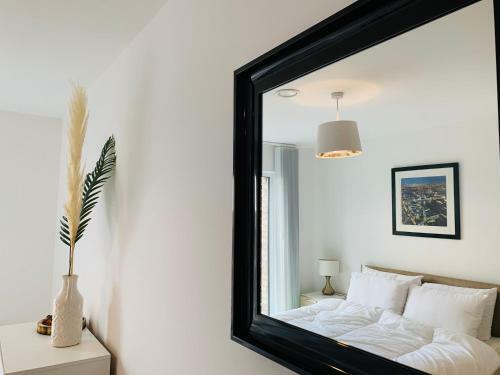 Sky View Luxury Birmingham Apartment