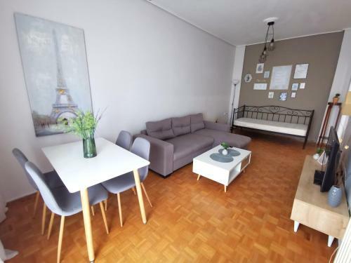 Central Apartment Kalamata