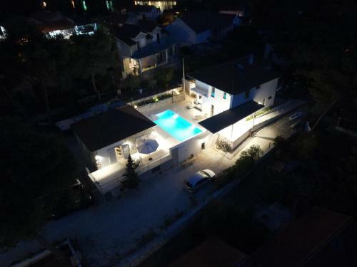 Stylish Villa Marumare Completed 2021 Pool 300m To The Beach