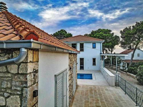 Stylish Villa Marumare Completed 2021 Pool 300m To The Beach
