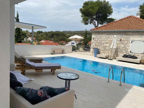Stylish Villa Marumare Completed 2021 Pool 300m To The Beach