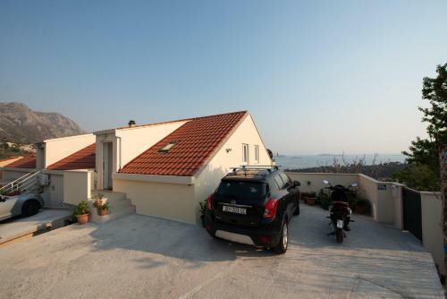 Divine Apartment