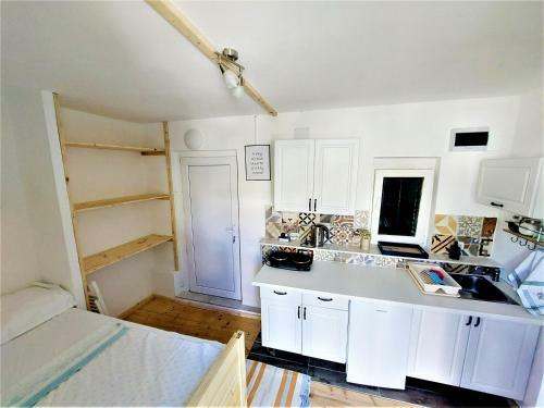 Studio Apartment Murter Center