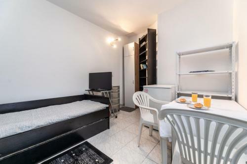 Apartment Studio Pet Friendly Oasis