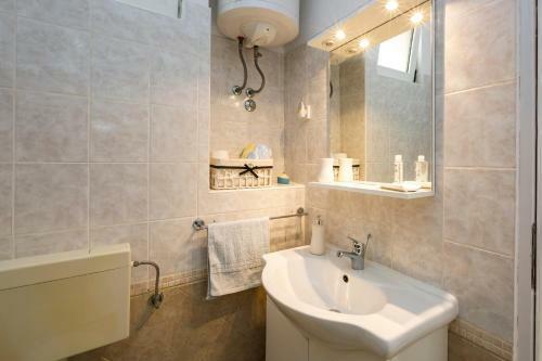 Studio Apartment A&a