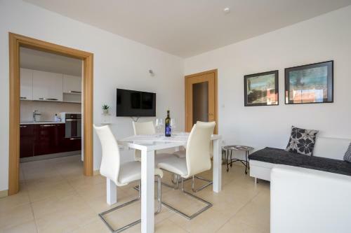 Apartment Marina