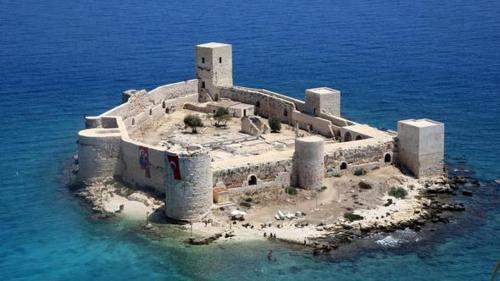Korykos Hotel