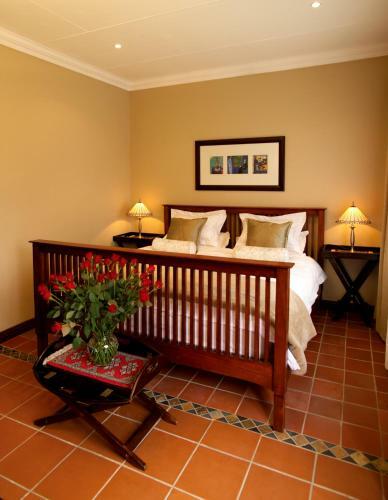 Matisses Apartments