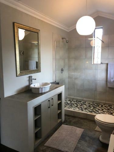 Matisses Apartments