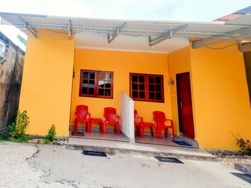 Reddoorz @ Makarios Hotel Poso