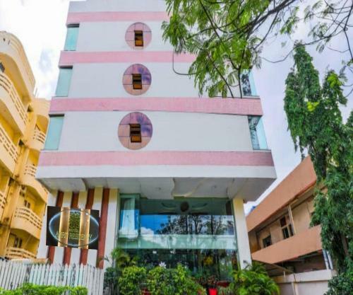 Hotel Amrit Residency