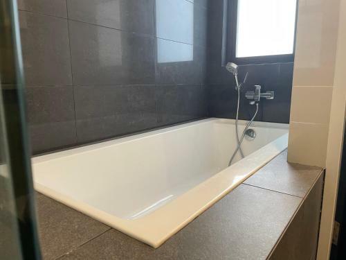 Apartamento Couple Suite Bathtub Studio @ Sky88