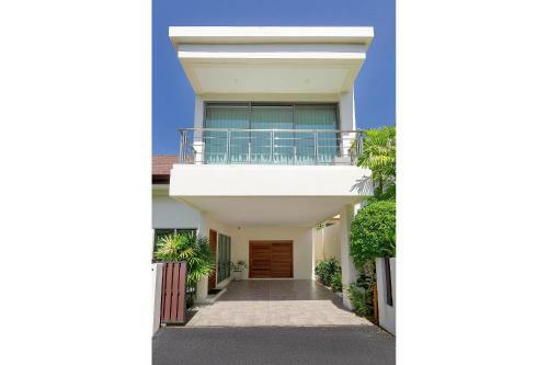 Villa Batam Laem Ka Style By Tropiclook
