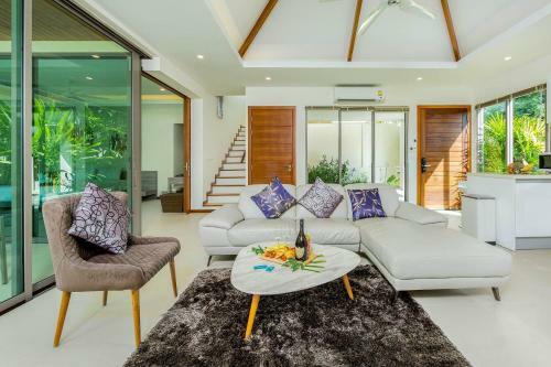 Villa Batam Laem Ka Style By Tropiclook