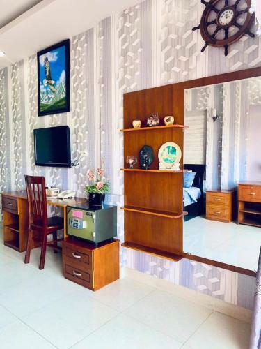 Lucys Hotel