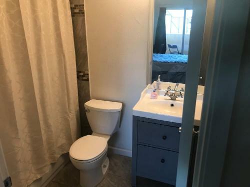 Private Room, Bathroom, & Balcony In Downtown Palmdale Apartment