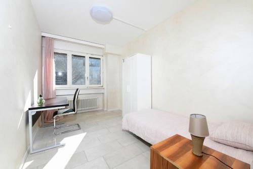 Hostal Swisshomebnb Guest House