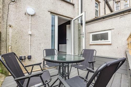 4 Segontium Terrace