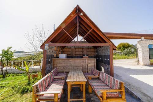 Pleasant Bungalow Flat Shared Pool Surrounded By Nature In Demre, Antalya