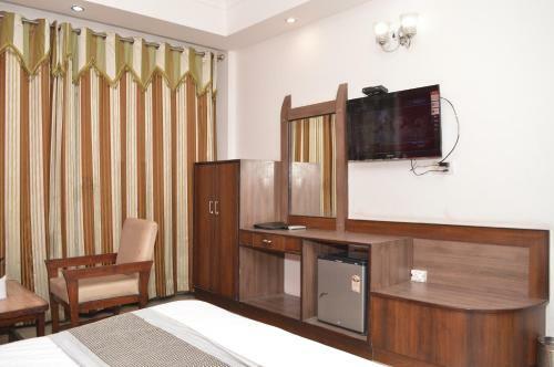 Hotel Dolphin