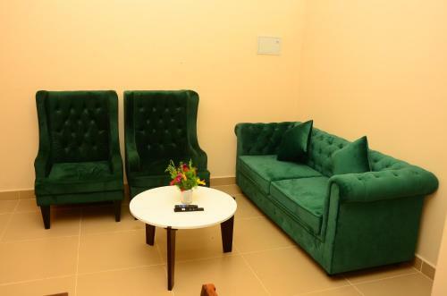 Apartamento Hasna Homestay