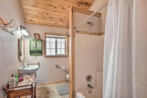 4-season Mountain Escape With Breathtaking View