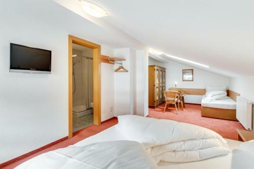 Hostal Chalet Martin