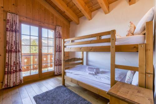Groot 10 Pers Ski-in Chalet Met Openhaard En Garage