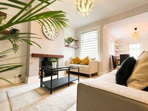 Apartamento ***3 Bedroom Home Away From Home With Bbq Grill***