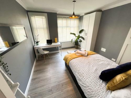 Apartamento ***3 Bedroom Home Away From Home With Bbq Grill***