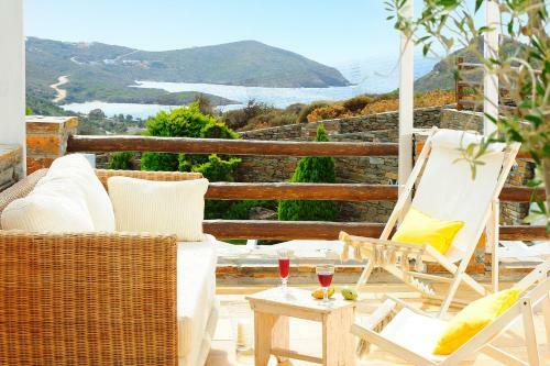 Andros: Luxurious Villa With Private Swimming Pool