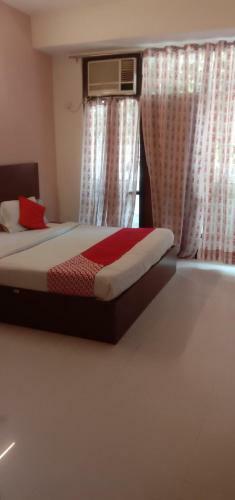 Hotel Oyo 86952 Sanvi Inn