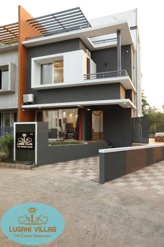 Lugani's - Bitcoin Villa B6