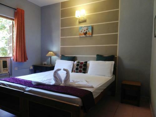 Apartment In Candolim Beach Sam