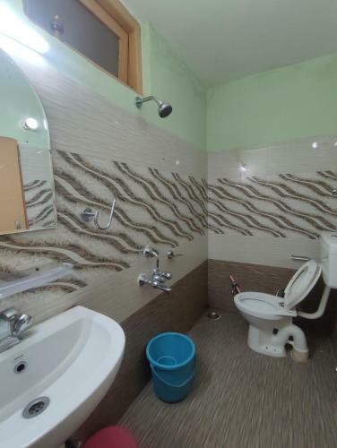 Interval Homestay And Cafe