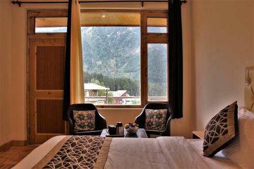 Hotel Nirvana Premium In