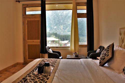 Hotel Nirvana Premium In