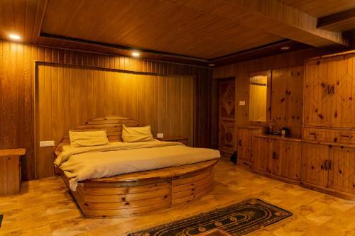 Snow Mount Villa