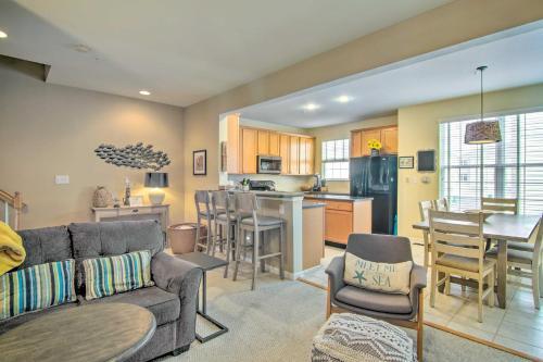 Gem 2 Mi To Beach Private Deck And Bay Access!