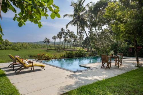 Villa Frangipani On The River