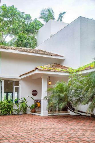 Villa Frangipani On The River
