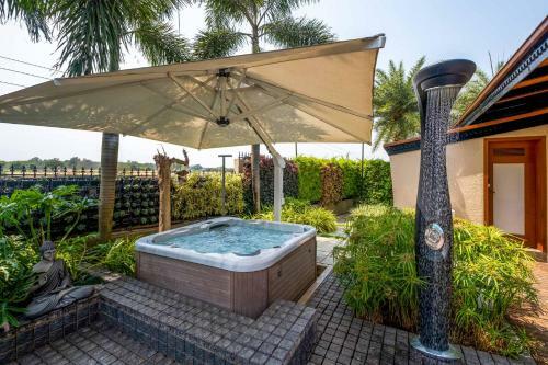 Villa Stayvista At Ivory & Stone