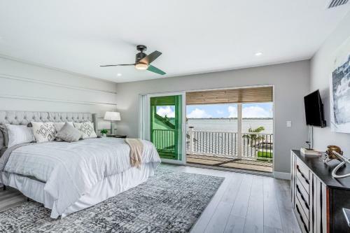 Waterfront Cape Coast Retreat