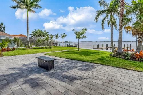 Waterfront Cape Coast Retreat