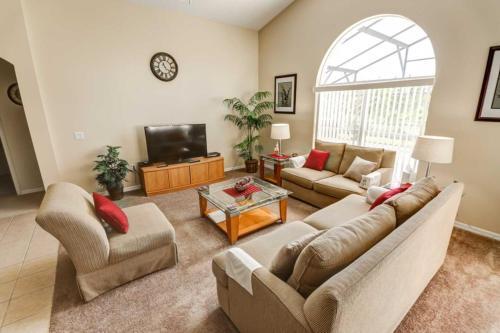 Hg 714 Home