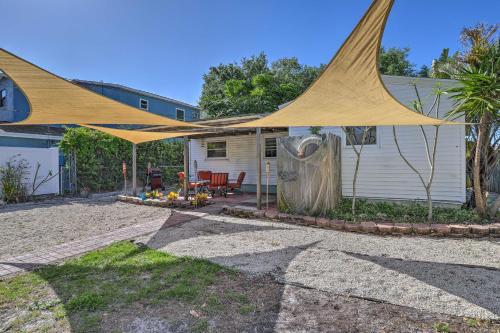 Bright St Petersburg Bungalow About 3 Mi To Beach